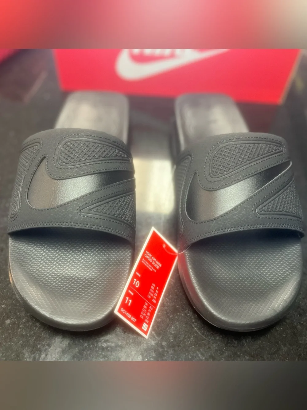 Sz 10 Nike Air Max Cirro Slides in a 